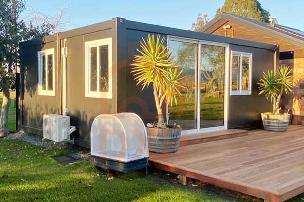 Modern Flatpack Container House